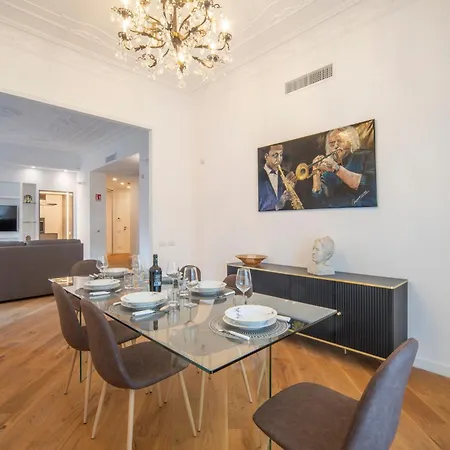 Colosseo - Circo Massimo - Aventino Licinia Luxury Apartment Lägenhet *