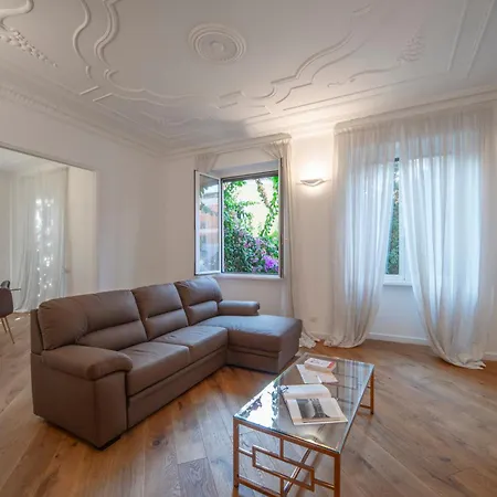 Colosseo - Circo Massimo - Aventino Licinia Luxury Apartment Rom